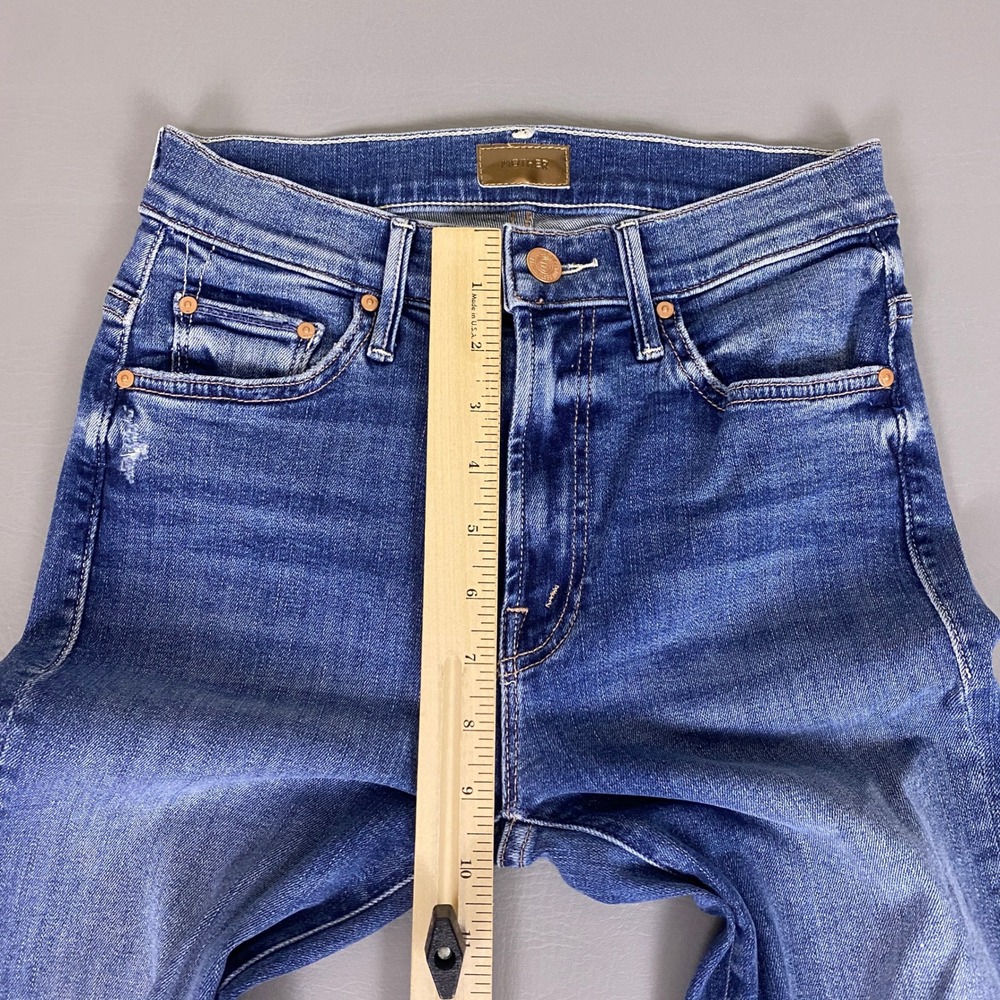 Mother The Insider Crop Step Chew Jeans Size 24 Blue Dancing On Coals Distressed - Picture 9 of 14